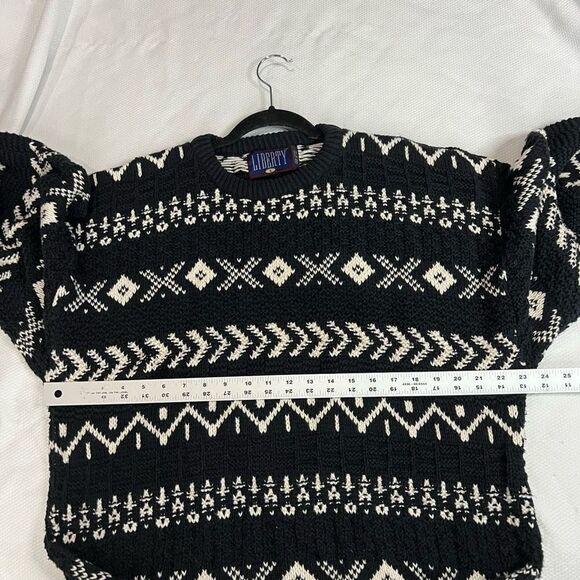 Vintage Navy Blue White Print Textured Sweater - Picture 5 of 7